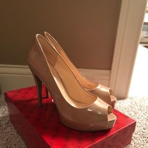 Guess heels
